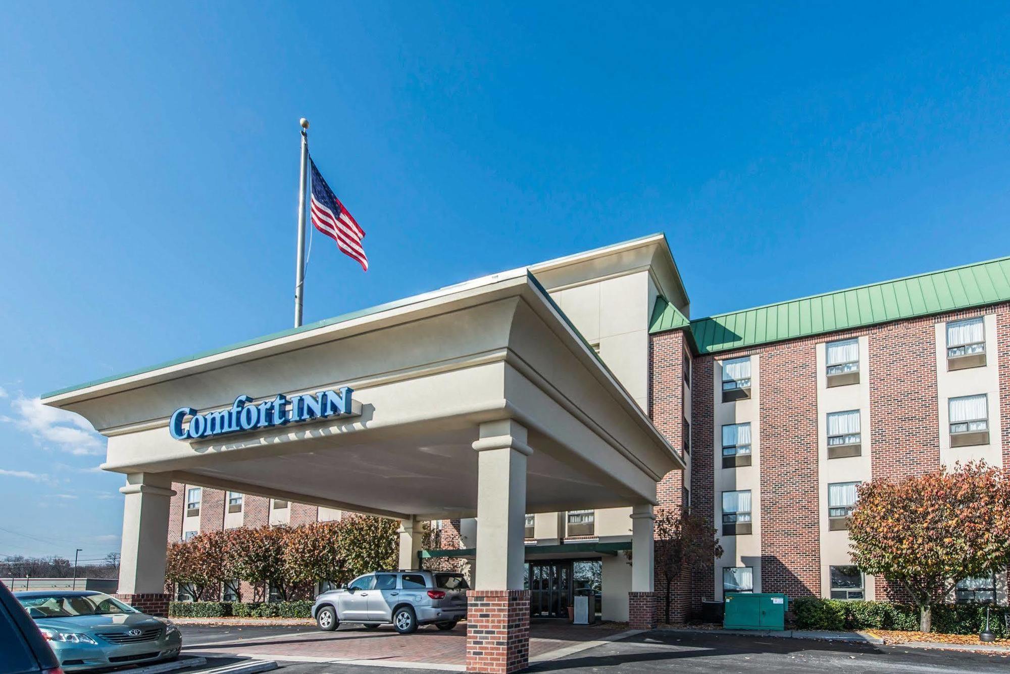 Comfort Inn Aikens Center Martinsburg Exterior photo